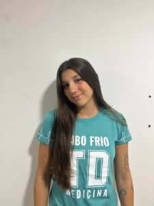 Giovanna Anjos - Medicina - UFF